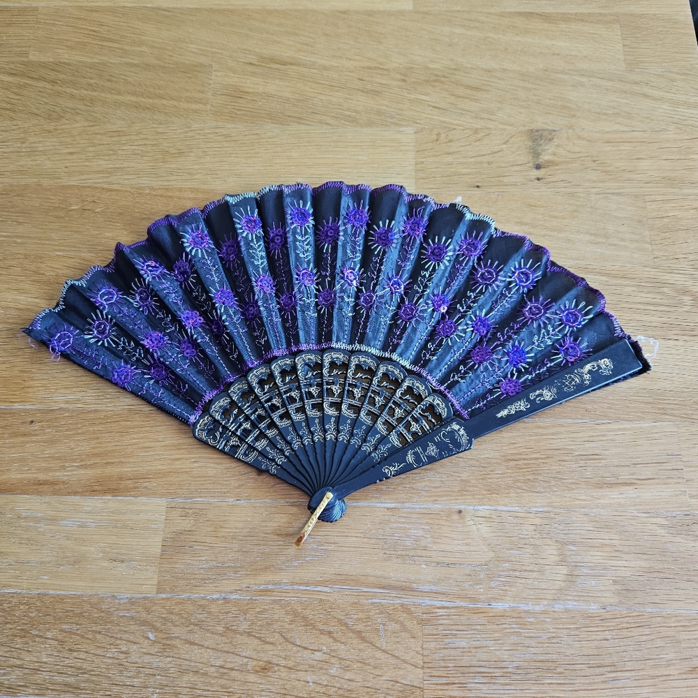 Sequin Elegant Black and Purple Folding Hand Fan Festival Wedding Concert Event